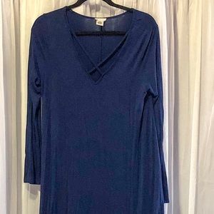 Caged v-neck shift dress